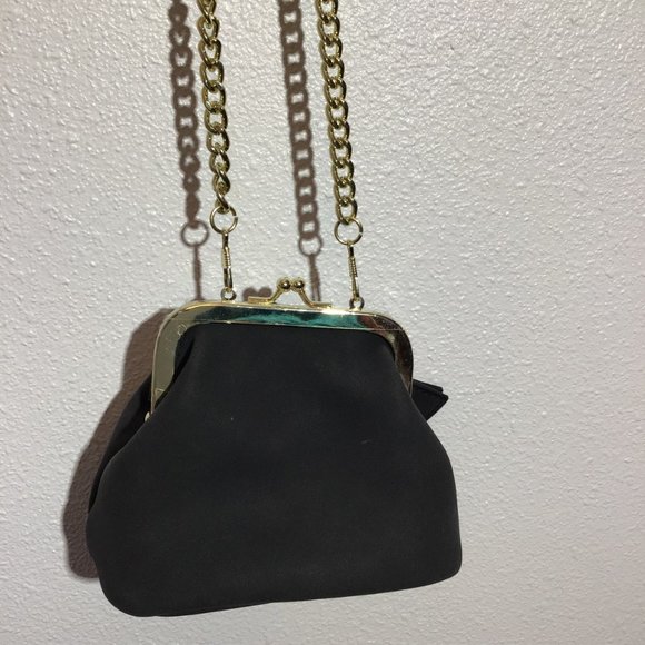 BGBGeneration - Picture 3 of 5